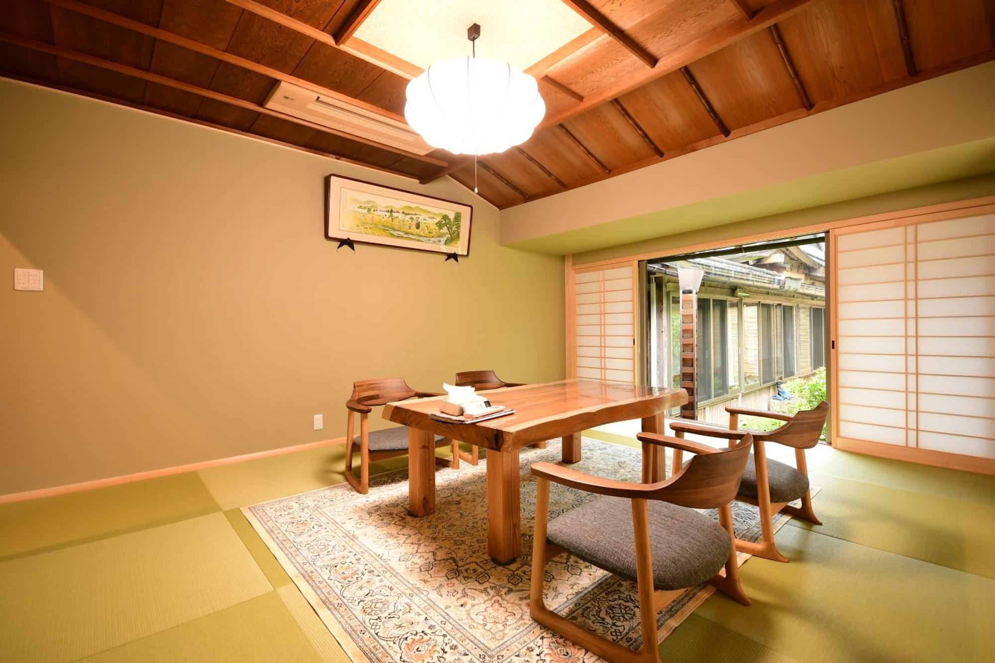 Koyasan Shukubo Yochiin Hotel Buitenkant foto