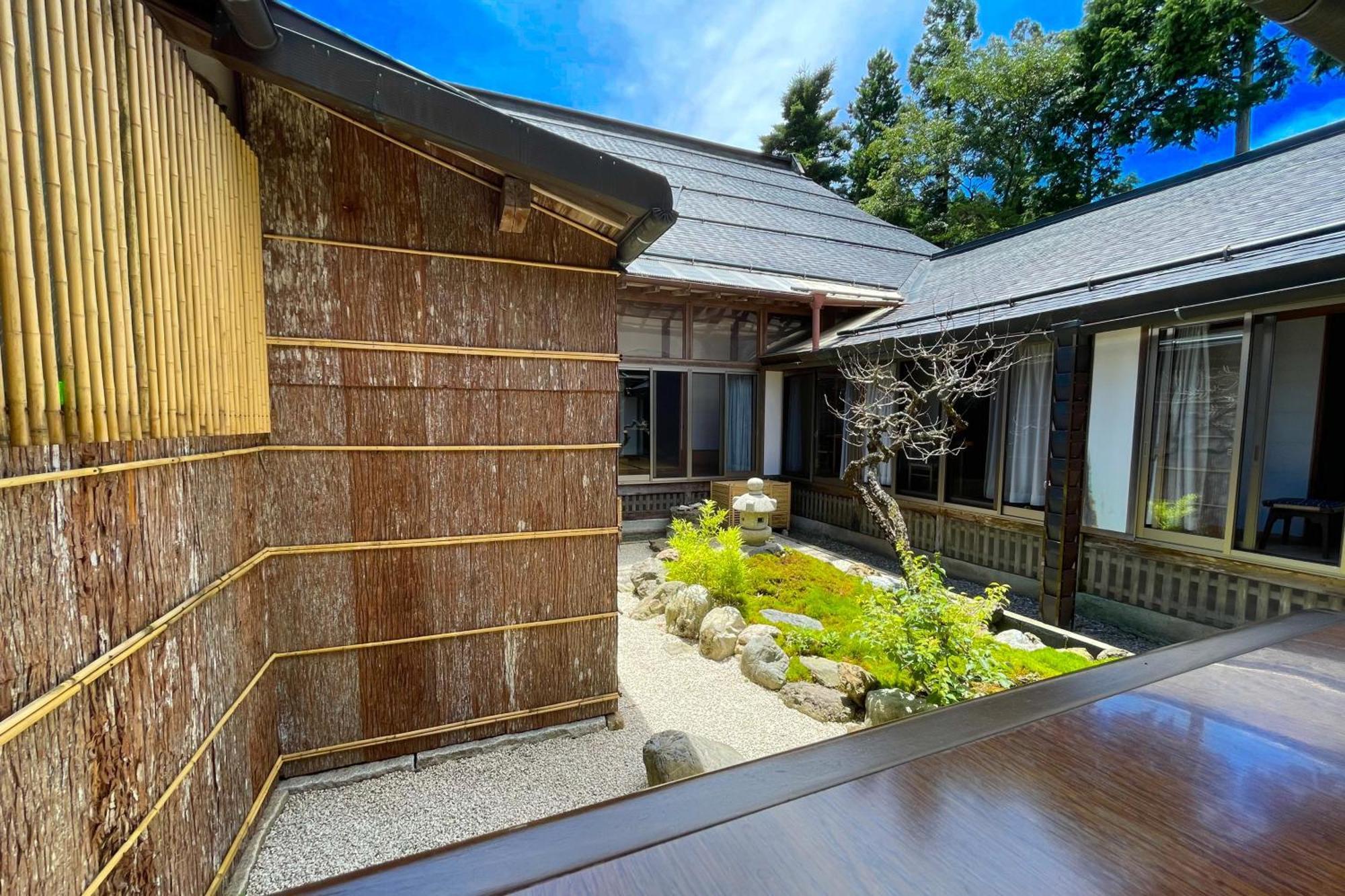 Koyasan Shukubo Yochiin Hotel Buitenkant foto